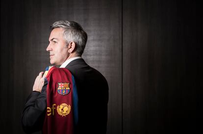 Victor Font, candidato a la presidencia del Barcelona en su sede electoral.