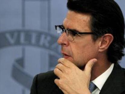 El ministro de Industria, José Manuel Soria, se reunirá el lunes con representantes de las comunidades autónomas de Valencia y Cataluña, así como con los ayuntamientos y diputaciones afectados por los movimientos sísmicos registrados en Castellón que se vinculan a la actividad del almacén de gas Castor. EFE/Archivo