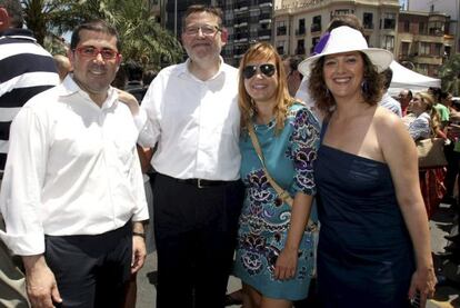 Ximo Puig con Leire Pajín, Elena Martín y Federico Buyolo.