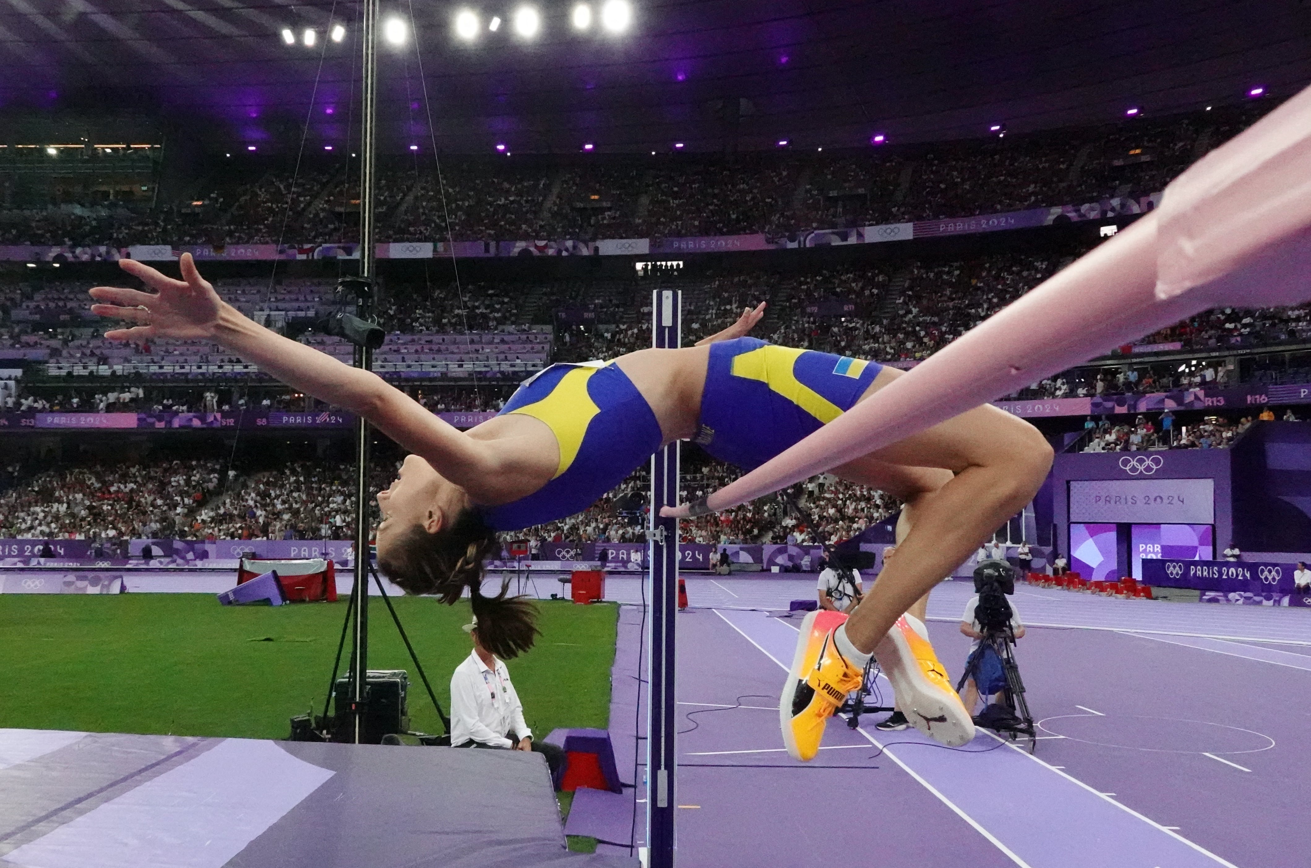 Yaroslava Mahuchikh, un vuelo de oro olímpico para su Ucrania en guerra 