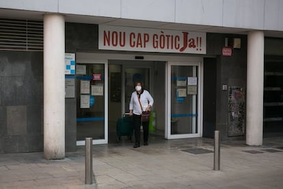 Reivindicació a la porta del CAP del Gòtic.