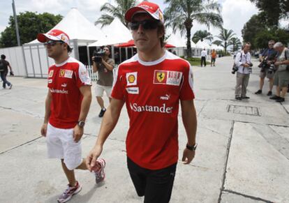 Alonso y Massa, en circuito de Sepang