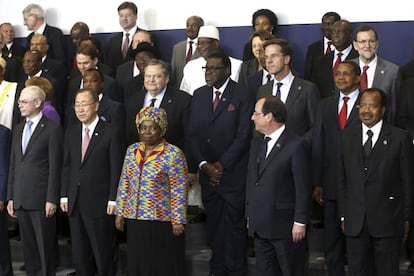 Rajoy (top right) and other world leaders at the fourth EU-Africa Summit.