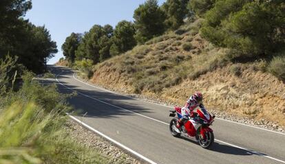 Marc Márquez prueba la RC213V-S.