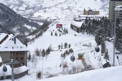 Paisatge nevat a Vaquèira Beret (Vall d'Aran).