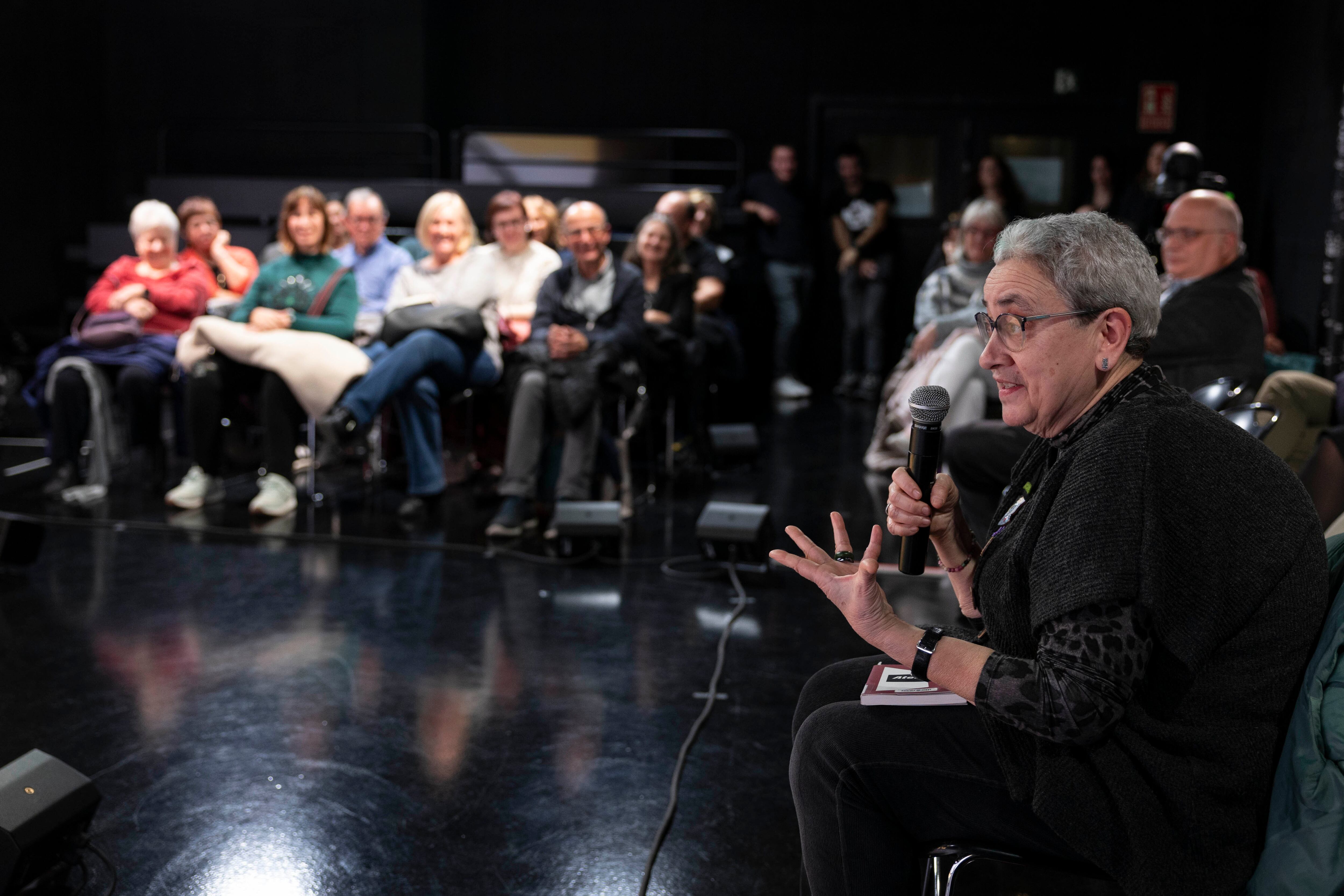 Després de l’estiu, llegim amb Regina Rodríguez, Maria Nicolau i Joan Jordi Miralles al club de lectura 