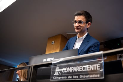 El presidente de RTVE, José Pablo López, comparece durante la Comisión Mixta de Control Parlamentario de la Corporación RTVE y sus Sociedades, en el Congreso de los Diputados, a 29 de mayo de 2025, en Madrid.