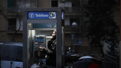 Cabina telefónica en Barcelona.