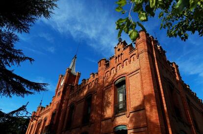 La quinta del Ayuntamiento de Madrid junto a la calle de Alcalá.