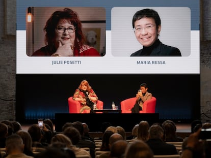 Julie Posetti y Maria Ressa, este sábado en el auditorio San Francesco al Prato de Perugia.