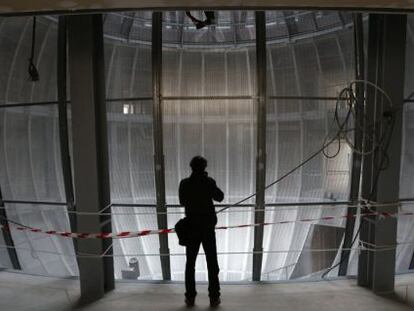 Interior del Insituto de Medicina Legal, el &uacute;nico edificio levantado.