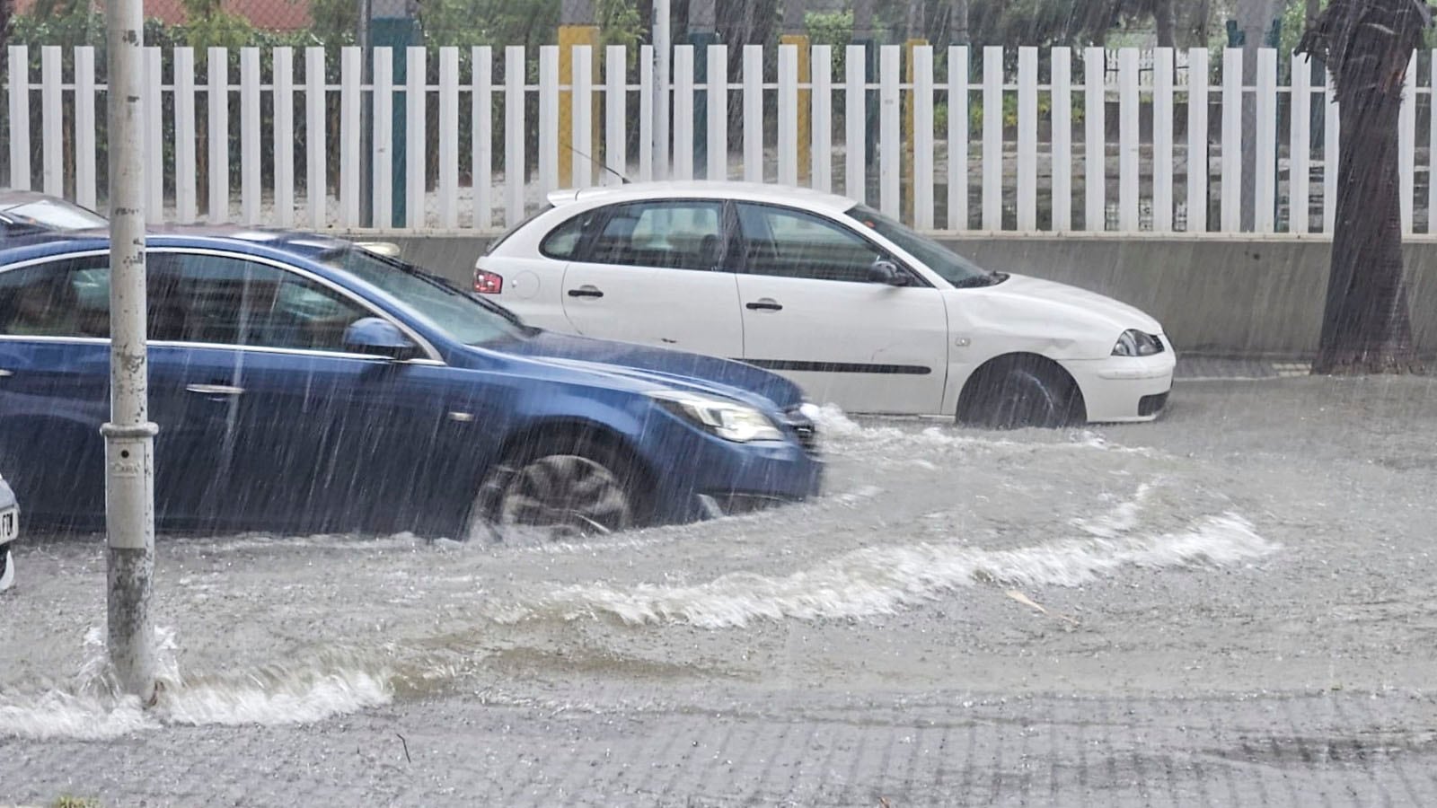 Cataluña suspende las clases este miércoles en cinco comarcas por la previsión de fuertes lluvias