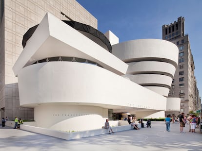 Frank Lloyd Wright redefini para siempre cmo era un museo cuando construy el Guggenheim de Nueva York. 