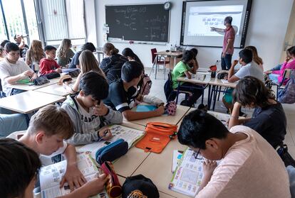 Alumnos, estudiantes, de Primaria e Infantil del colegio de Les Arts de Valencia el curso pasado.