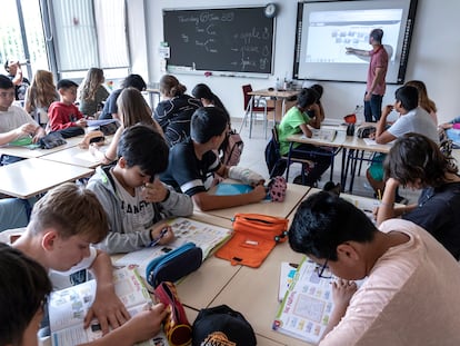 Alumnos, estudiantes, de Primaria e Infantil del colegio de Les Arts de Valencia el curso pasado.