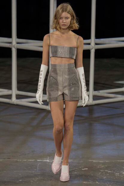 Alexander Wang vuelve a los 90