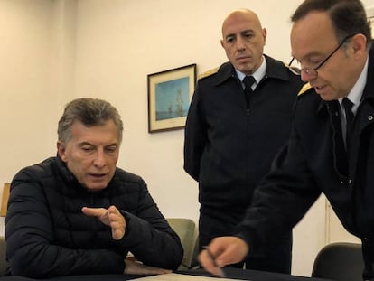 Macri e chefes da Marinha