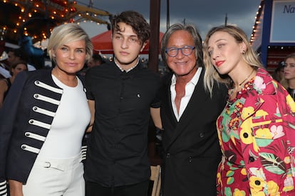 Yolanda Hadid, Anwar Hadid, Mohamed Hadid and Alana Hadid at an event in New York in May 2016.