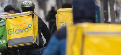 Repartidores de Glovo, una de las startups más importantes de España.