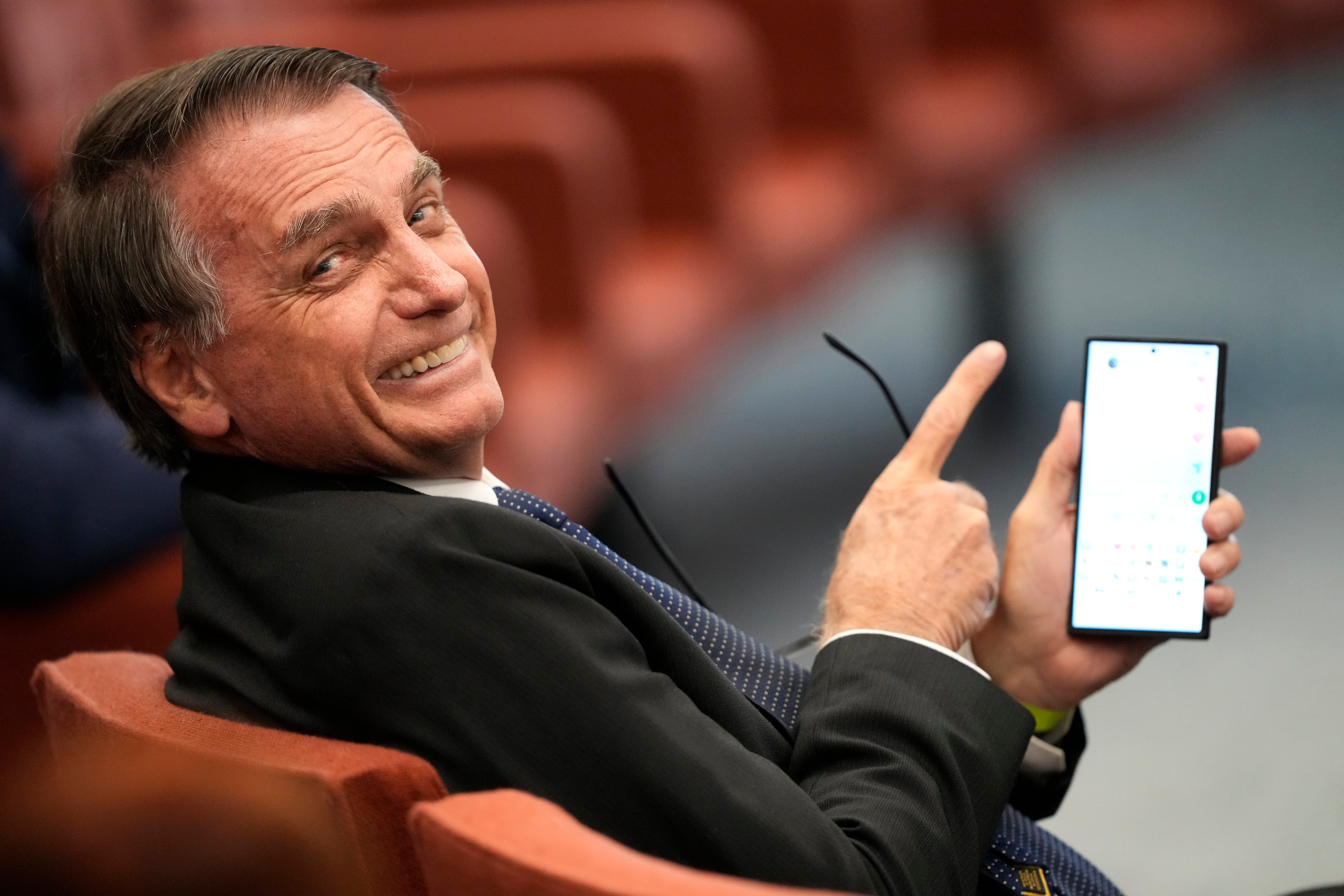 El expresidente Bolsonaro convierte en un mitin el juicio por liderar un intento de golpe contra Lula