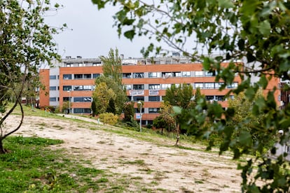Parcela donde se construirá el cantón de Montecarmelo, junto al Cementerio Municipal de Fuencarral.