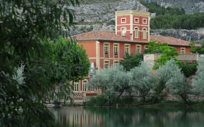 Exterior del balneario Termas Pallarés, en Alhama de Aragón (Zaragoza).