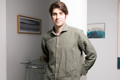 Ignacio Reig, dueño de Furiosa Gallery, en la galería.