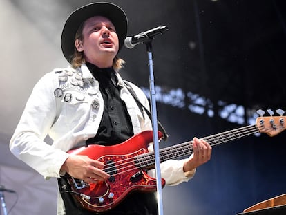 Win Butler, cantante de Arcade Fire, en un concierto.