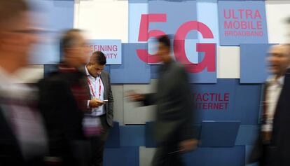 Panel anunciando la tecnología 5G en el Mobile World Congress de Barcelona.