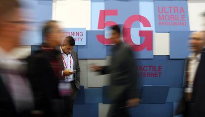 Panel anunciando la tecnolog&iacute;a 5G en el Mobile World Congress de Barcelona.