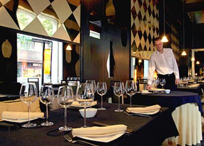 Comedor del restaurante Xian, con proyecto de interiorismo de Ignacio García de Vinuesa.