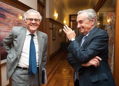 Sebastián Albella y José María Marín el pasado junio en Santander. 