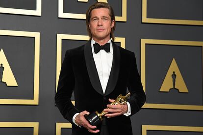 Brad Pitt (56 años)

Tras más de medio centenar de protagonistas cinematográficos, por fin llegó el momento en el que los académicos tuvieron a bien premiar el trabajo como intérprete de uno de sus buques insignias en las últimas tres décadas por Érase una vez en… Hollywood. Superados el traumático divorcio de Jolie y la adicción al alcohol, su próximo proyecto le unirá a Emma Stone y Damien Chazelle (La La Land) en Babylon, sobre los años del cine mudo.