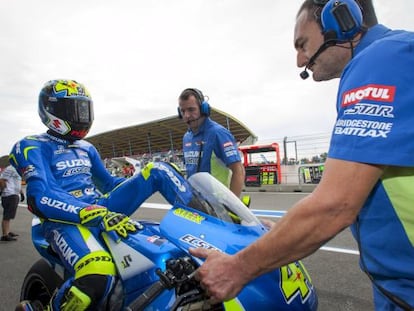 Aleix Espargar&oacute;, piloto de Suzuki, en el circuito de Assen.