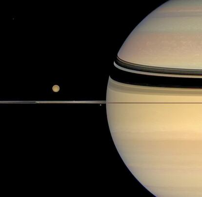 Imagem de Saturno e seus anéis feita pela 'Cassini'.