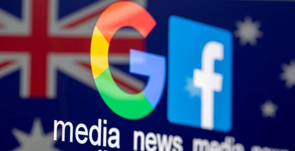 Australia aprueba una ley pionera que obliga a Google y Facebook a ...