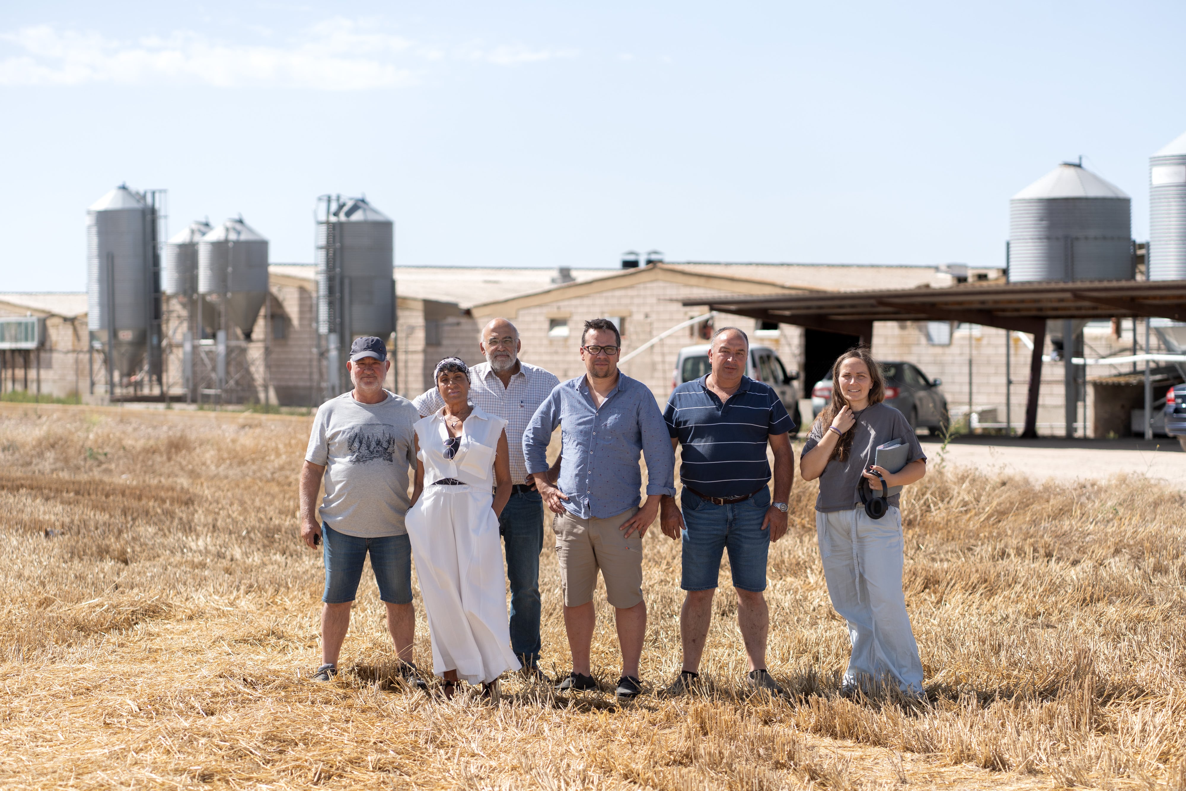 La batalla de las macrogranjas en Ribera de Duero: “¿Quién va a querer uvas que huelen a mierda?” 