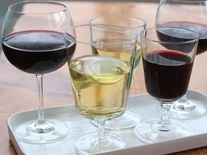 Every glass of wine represents a unit of alcohol.