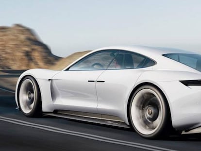 El Porsche Taycan será el único coche eléctrico con caja de cambios, ¿por qué?