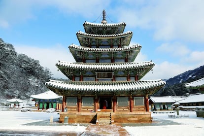 Templo de Beopjusa, mosteiro budista na Coreia do Sul.