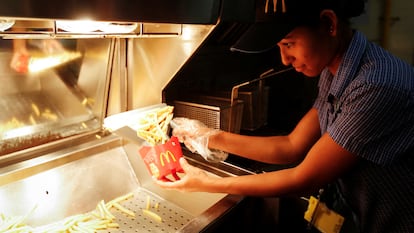 Un trabajador de McDonald’s.