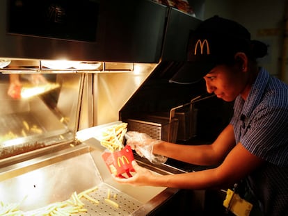 Un trabajador de McDonald’s.