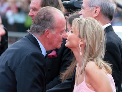 Juan Carlos I y Corinna Larsen en una fotografía de archivo de mayo del 2006.