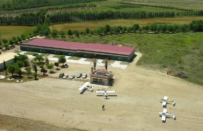 El aeródromo de Villaverde, donde debía aterrizar la avioneta accidentada.