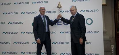 El presidente de Neol Bio, Jos&eacute; Manuel Arrojo (derecha), junto al consejero delegado, Javier Velasco. 