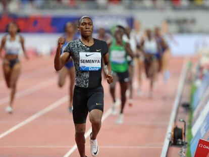 Semenya, camino de la victoria en Doha, en su último 800m.