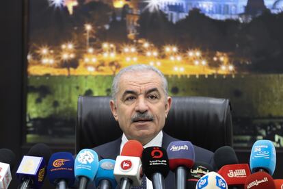 Palestinian Prime Minister Mohammad Shtayyeh announces the resignation of his government during a press conference ahead of the weekly cabinet meeting in the West Bank city of Ramallah, Feb. 26, 2024.