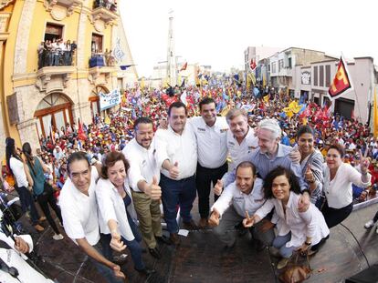 Antonio Echavarría en el cierre de campaña en Nayarit.