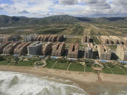 Vista a&eacute;rea de la urbanizaci&oacute;n Marina d&rsquo;Or, en la costa de Oropesa del Mar, en Castell&oacute;n.