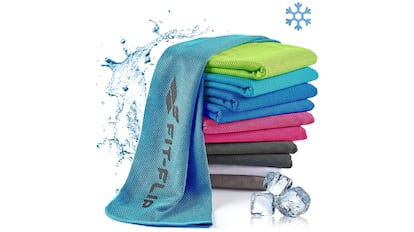 Toalla refrigerante en varios colores, con bolsa impermeable